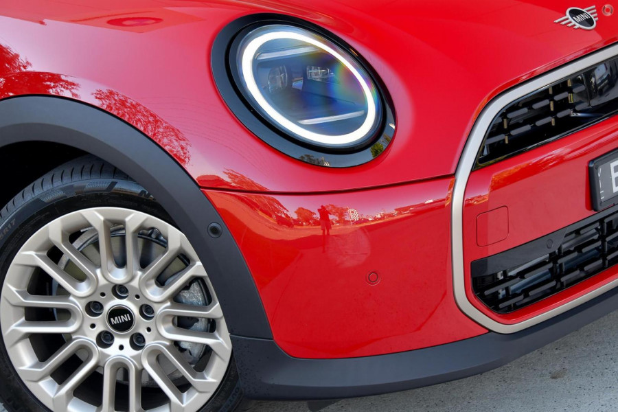 2026 MY25 MINI Cooper F65 S Favoured Hatch