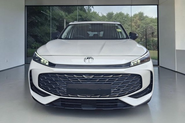 2025 MG HS AS33H Excite Hybrid+ SUV Image 2