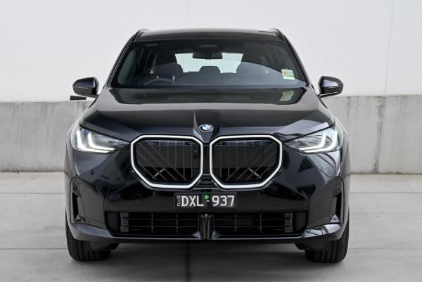 2026 BMW X3 G45 20 xDrive SUV image 3