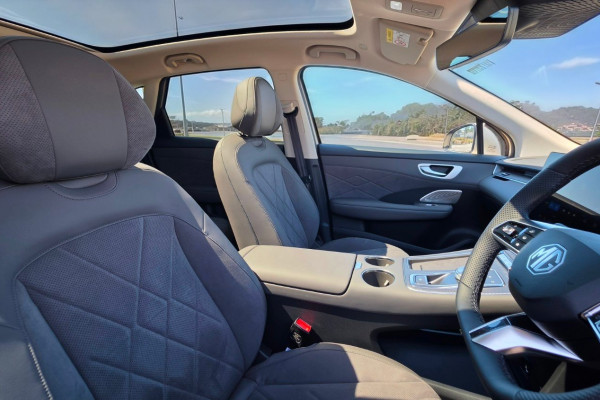 2026 MG MGS6 EV IS3E Essence SUV Image 2
