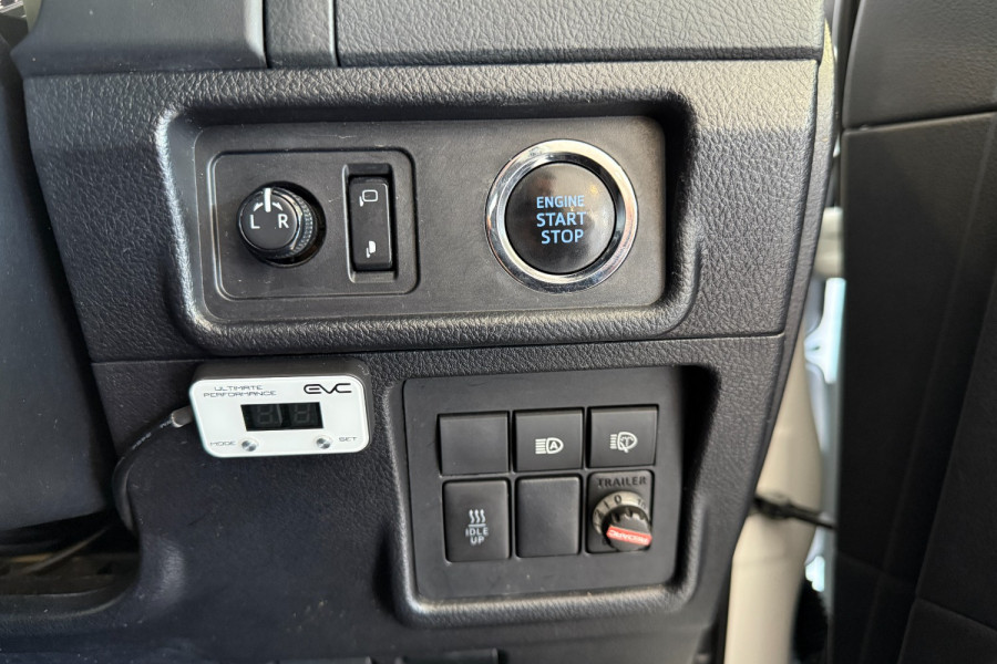 2018 Toyota LandCruiser Prado GDJ150R GXL SUV Image 15