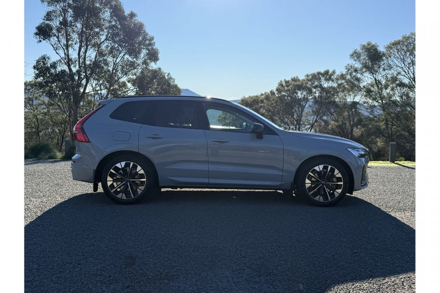 2025 MY26 Volvo XC60 UZ Ultra B5 Dark SUV Image 29