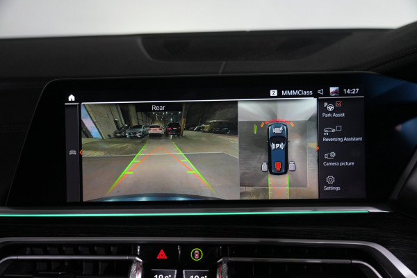 2019 BMW X7 Xdrive30d SUV Image 12