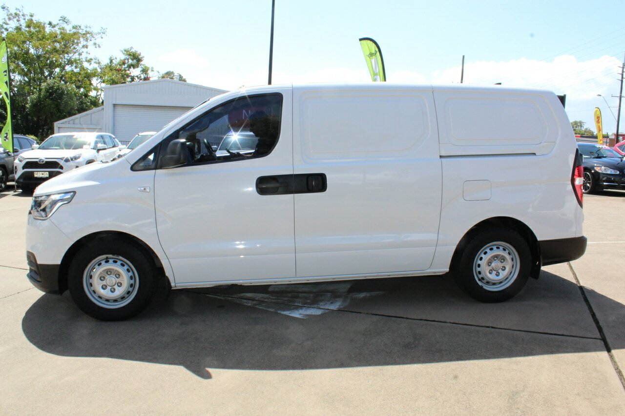 2019 Hyundai iLoad TQ4  Van Image 7