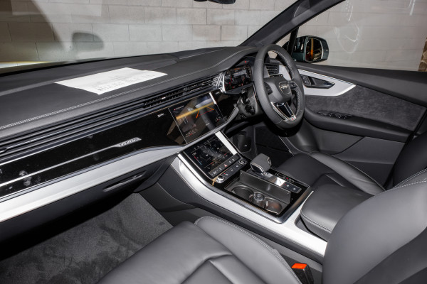 2024 MY25 Audi Q7 4M 55 TFSI S line SUV