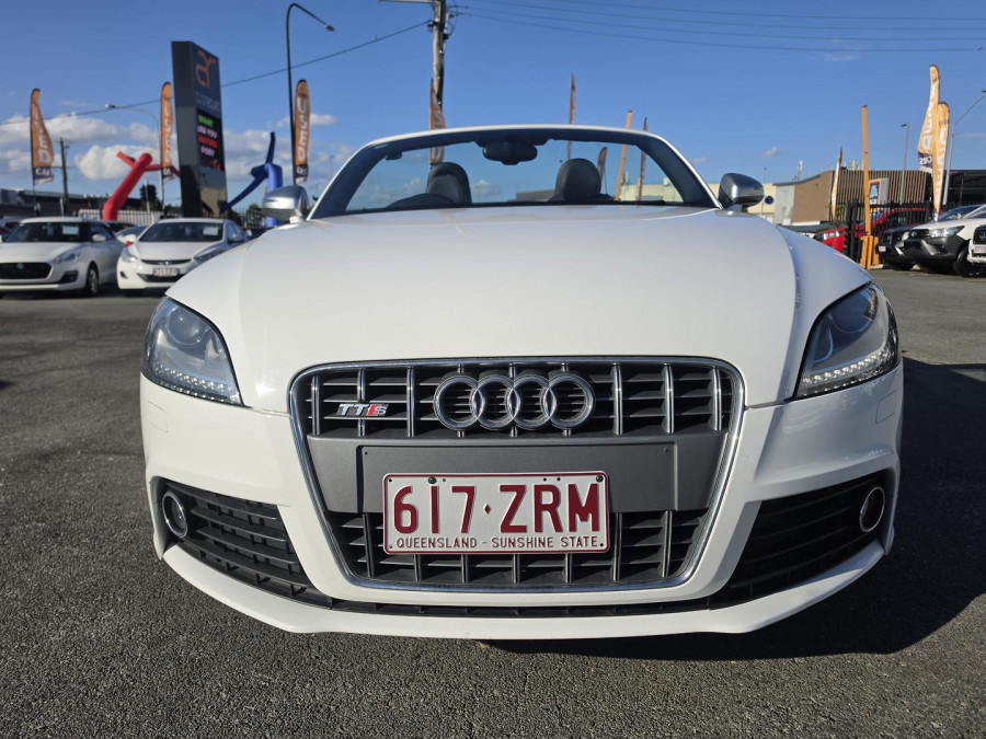 2009 Audi TTS 8J  Convertible Image 4