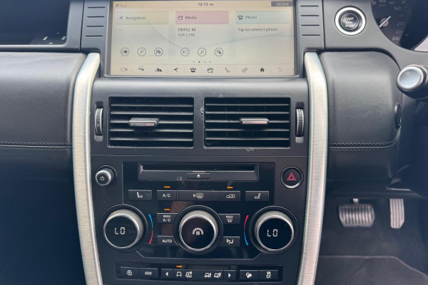 2018 Land Rover Discovery Sport L550 HSE Luxury SUV Image 19