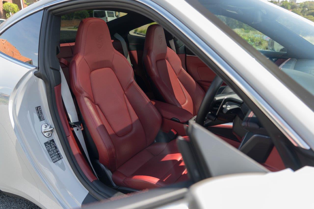 2019 Porsche 992 Carrera S Coupe Image 6