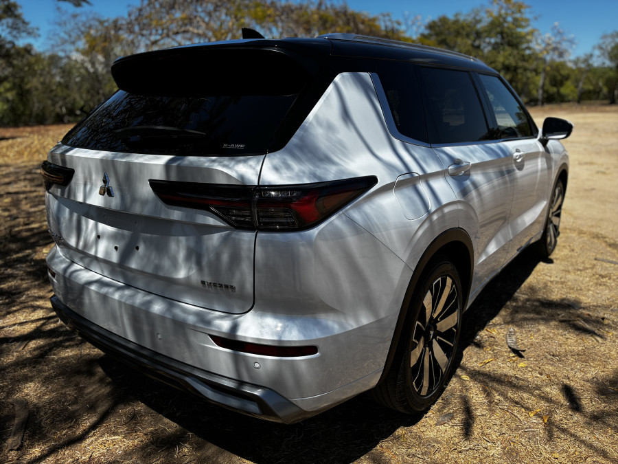 2025 Mitsubishi Outlander ZM Exceed Tourer SUV Image 6