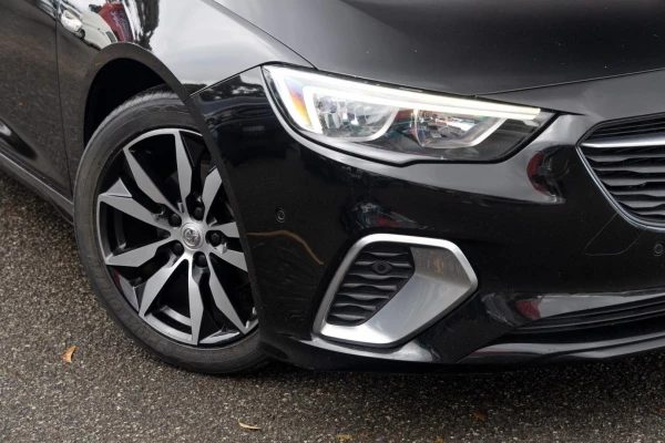 2019 Holden Commodore ZB RS Liftback Image 6