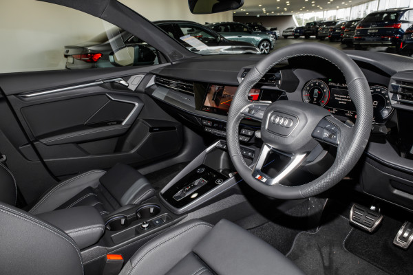 2026 Audi A3 GY TFSI 110kW S line Hatch image 7