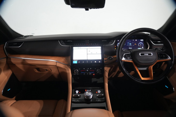 2024 Jeep Grand Cherokee Summit Reserve SUV Image 11