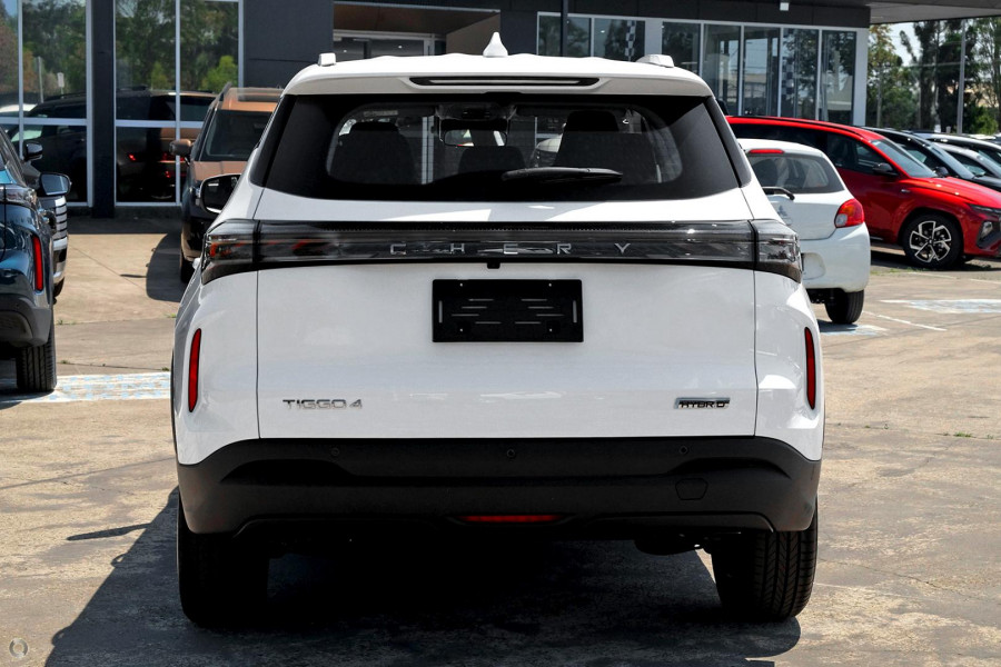 2026 Chery Tiggo 4  Hybrid Urban SUV Image 3