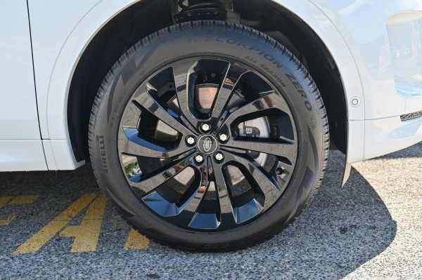 2025 MY25.5 Land Rover Discovery Sport L550 P200 S SUV image 22