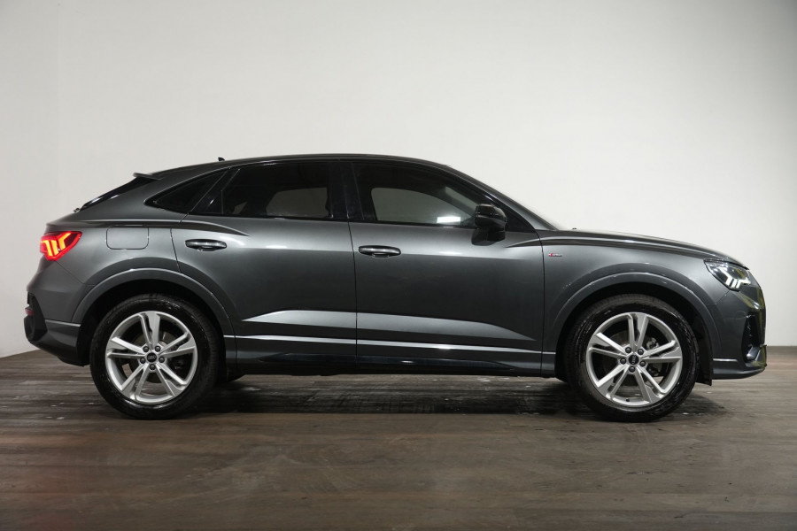 2022 Audi Q3 F3 35 TFSI S line SUV Image 4