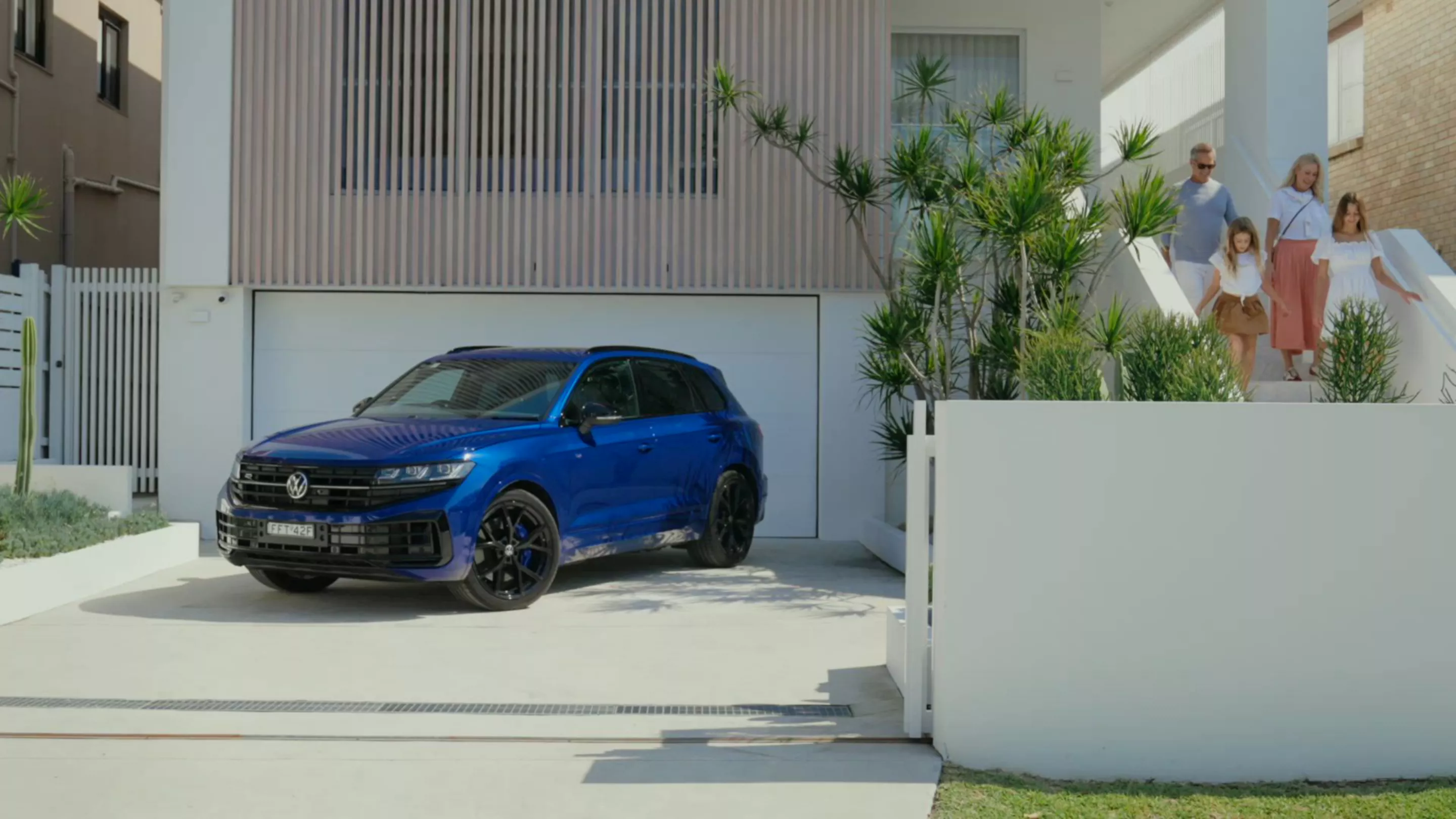 Touareg R Gallery Image 1