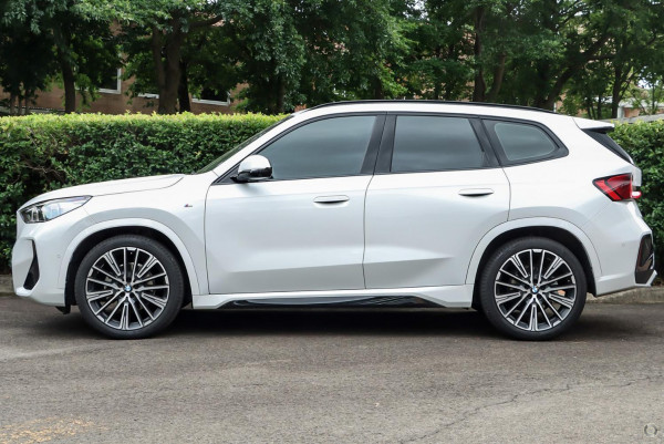 2026 BMW X1 U11 xDrive20i M Sport SUV image 5