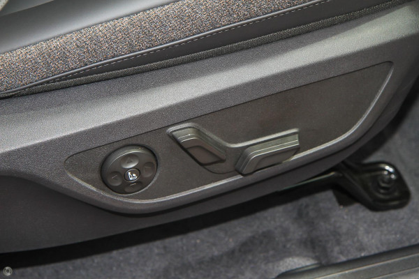 2026 Kia EV5 OVc Air Standard Range SUV Image 13