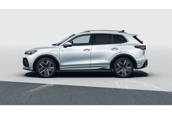 2026 Volkswagen Tiguan CT 200TSI eHybrid R-Line SUV Image 2