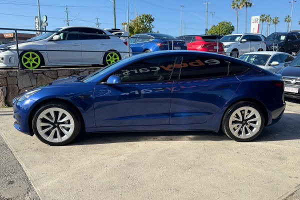 2023 Tesla Model 3  Rear-Wheel Drive Sedan Image 9