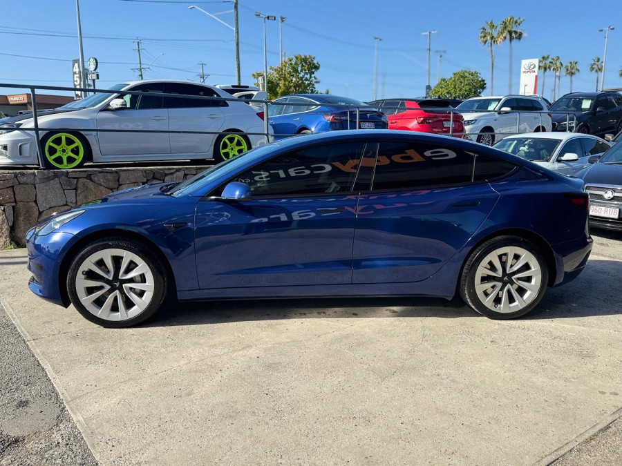 2023 Tesla Model 3  Rear-Wheel Drive Sedan Image 9