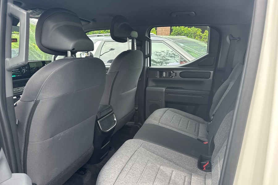 2025 MY26 Kia Tasman TK SX Ute Image 21