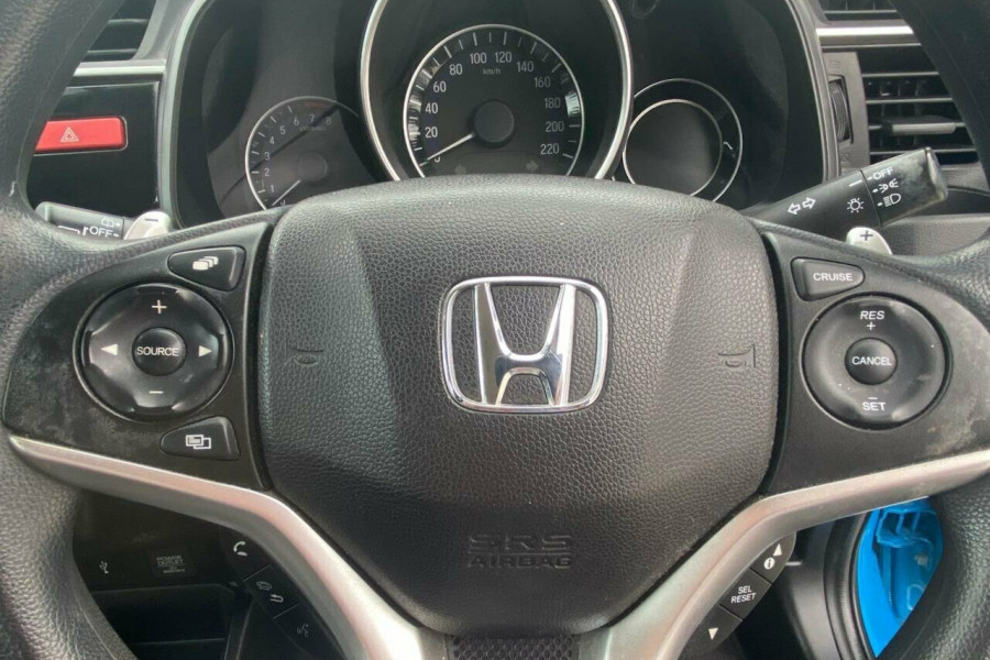 2016 Honda Jazz GF VTi Hatch Image 9