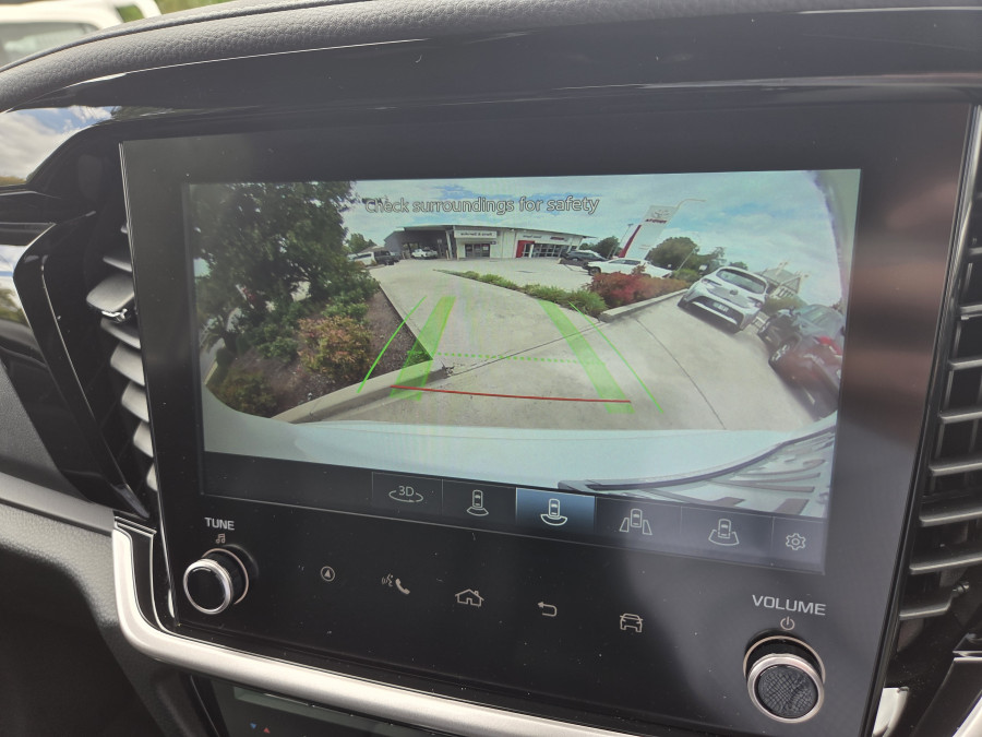 2025 MY25.5 Isuzu MU-X RJ LS-T SUV Image 15
