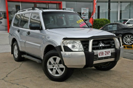 Mitsubishi Pajero GLX NS