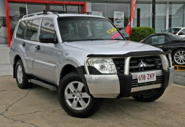 Mitsubishi Pajero GLX NS