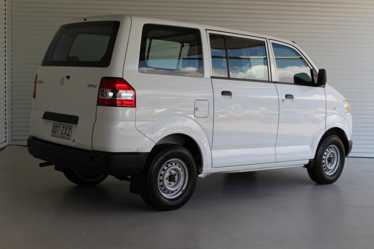 Suzuki van hot sale 2012