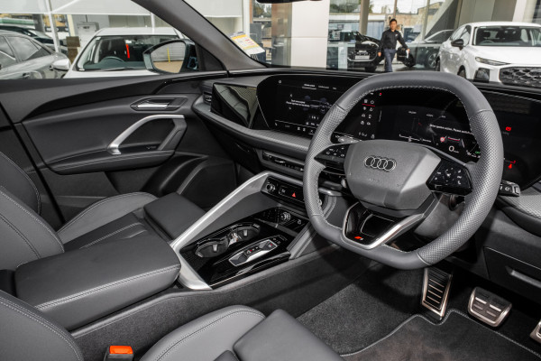 2025 Audi Q5 GU TFSI 150kW SUV image 7