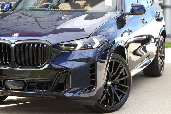 2025 BMW X5 G05 LCI xDrive30d M Sport SUV image 3