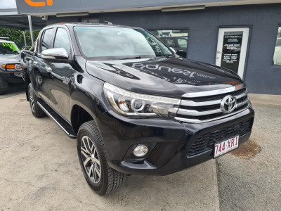 2017 Toyota HiLux GUN126R SR5 Utility Image 2
