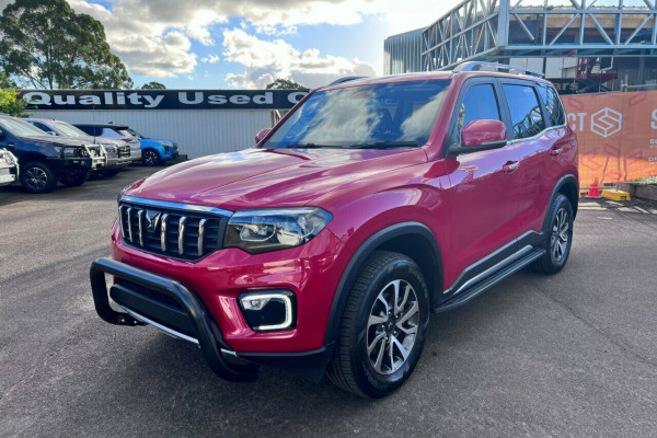 2023 Mahindra Scorpio  Z8 SUV