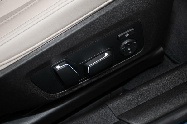 2026 BMW 3 Series G20 LCI II 330i M Sport Sedan image 21