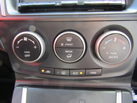 2014 Mazda Premacy 20cs People mover