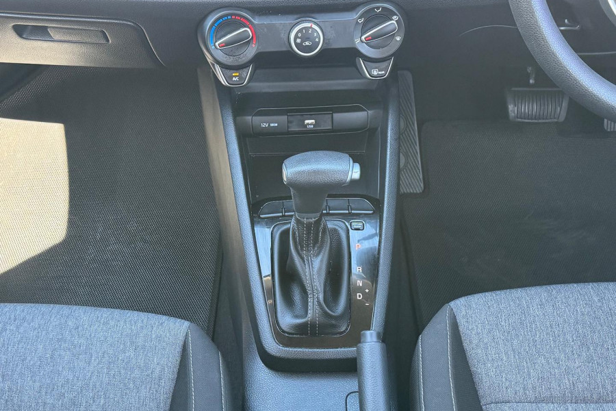 2021 MY22 Kia Stonic YB S SUV Image 21