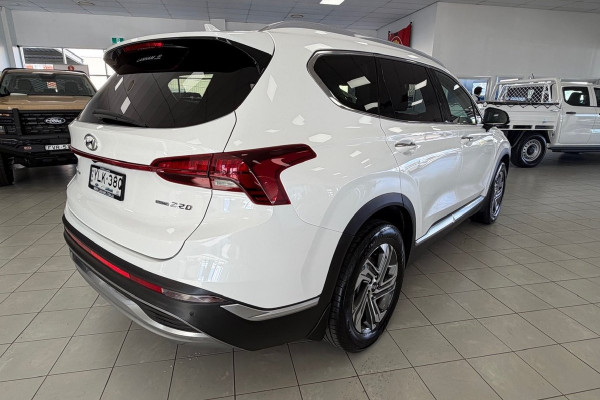 2023 Hyundai Santa Fe TM.V4 Active SUV Image 9