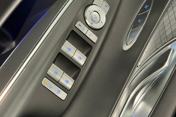 2024 Genesis GV70 JK.V2 3.5T AWD Sport SUV Image 10