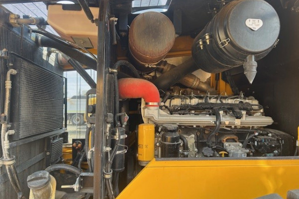 2022 JCB 455 ZX Wheel Loader  Wheel Loader Image 10