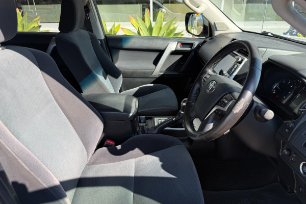 2019 Toyota LandCruiser Prado GDJ150R GXL SUV Image 9