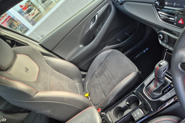 2024 MY25 Hyundai i30 PDe.V6  N Line Hatch Image 20