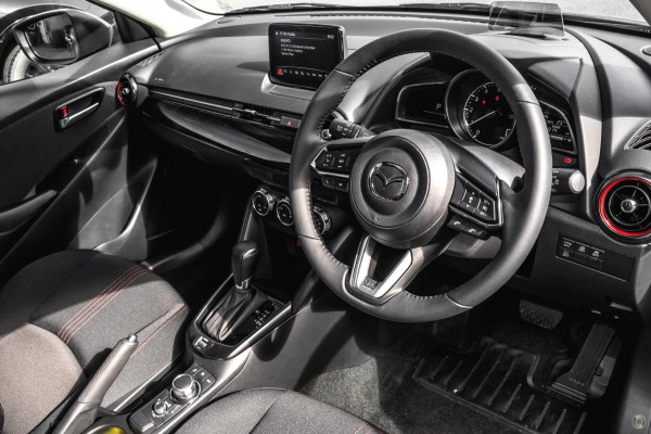 2025 Mazda 2 DJ Series G15 Evolve Hatch Image 5
