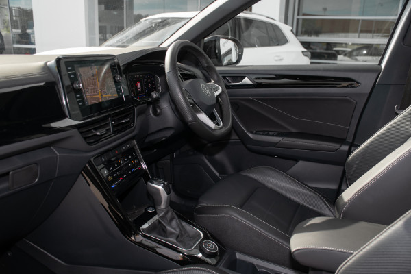 2025 MY26 Volkswagen T-Roc D11 140TSI R-Line SUV image 8