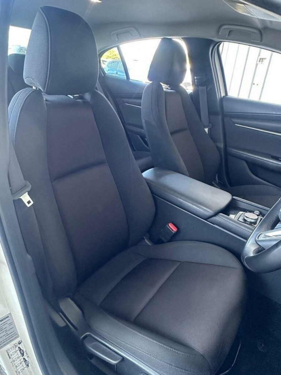 2025 Mazda 3 BP Series G20 Pure Hatch Image 23