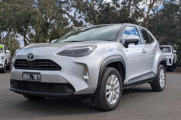 2024 Toyota Yaris Cross MXPJ10R GX SUV Image 3