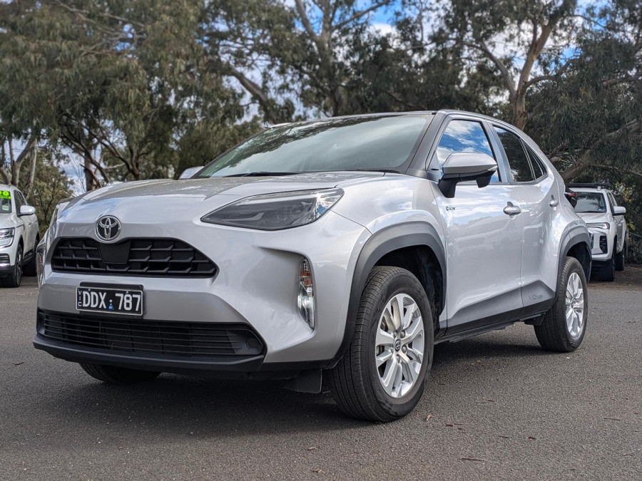 2024 Toyota Yaris Cross MXPJ10R GX SUV Image 3