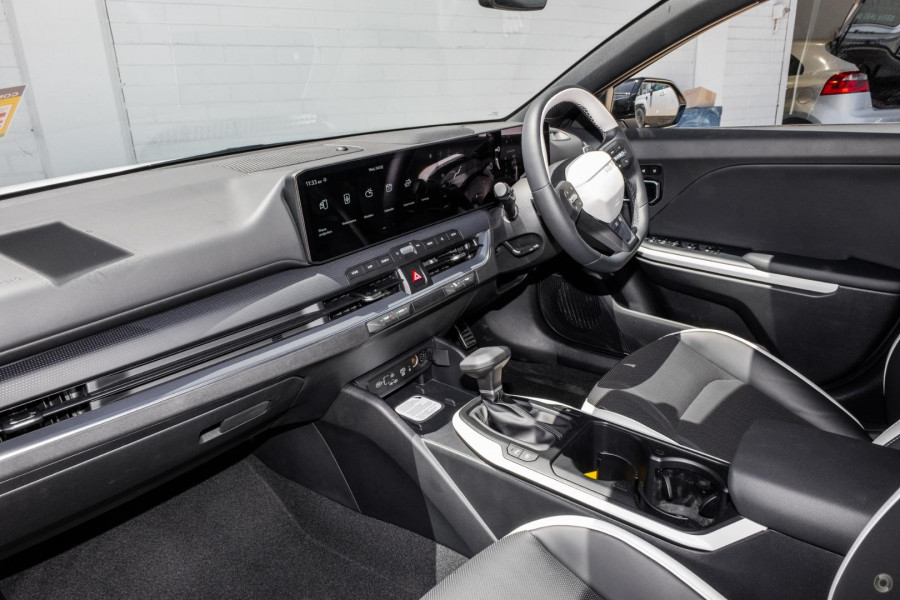 2026 Kia K4 CL4m GT-Line Hatch Image 7