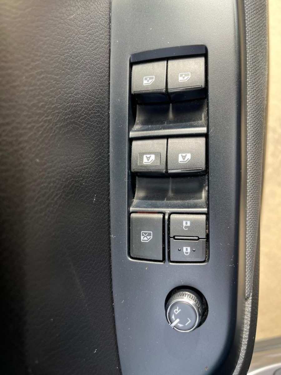 2017 Toyota Kluger GSU55R GX SUV Image 19